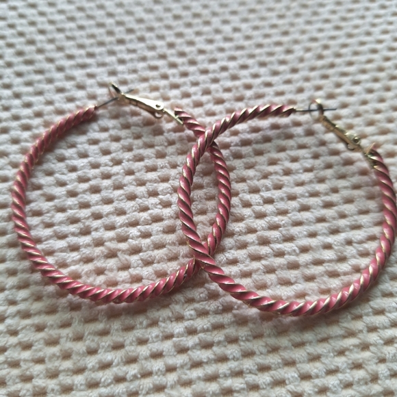 Y2K Pink and Gold Tone Twisted Medium Sized Barbie Hoops - Picture 7 of 7